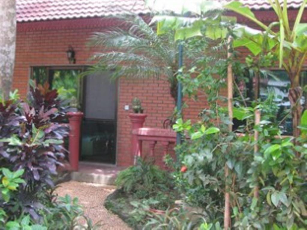 Elephant Blanc Phnom Penh Ngoại thất bức ảnh