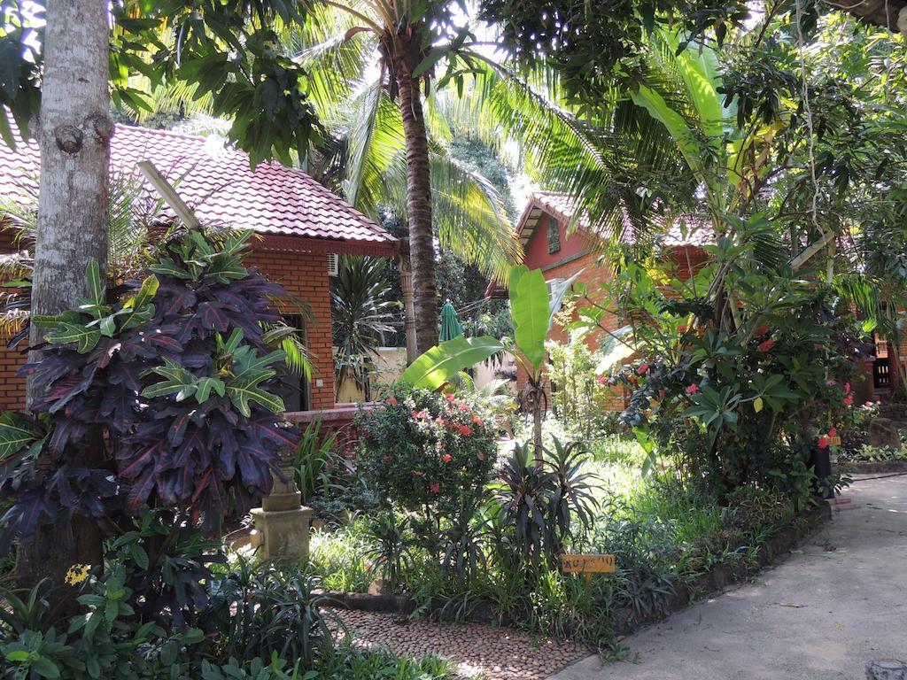 Elephant Blanc Phnom Penh Ngoại thất bức ảnh