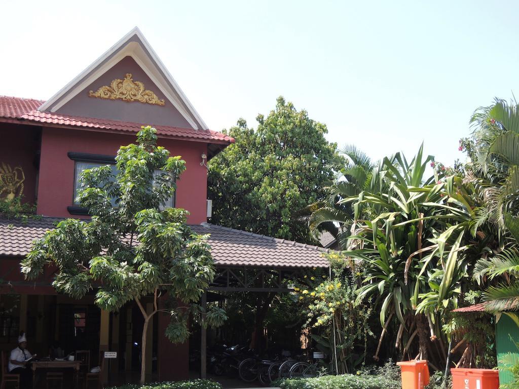 Elephant Blanc Phnom Penh Ngoại thất bức ảnh