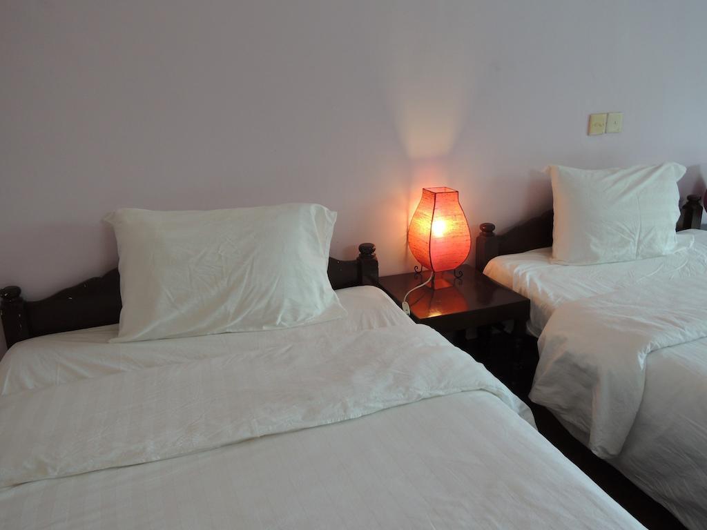 Elephant Blanc Phnom Penh Ngoại thất bức ảnh
