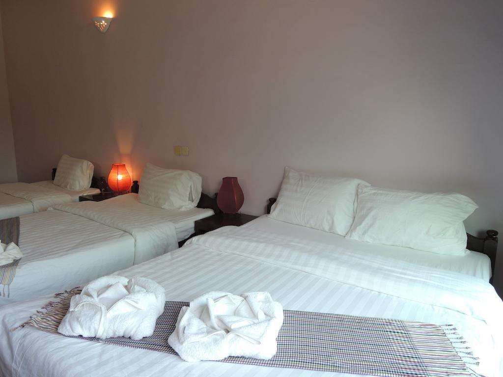 Elephant Blanc Phnom Penh Ngoại thất bức ảnh
