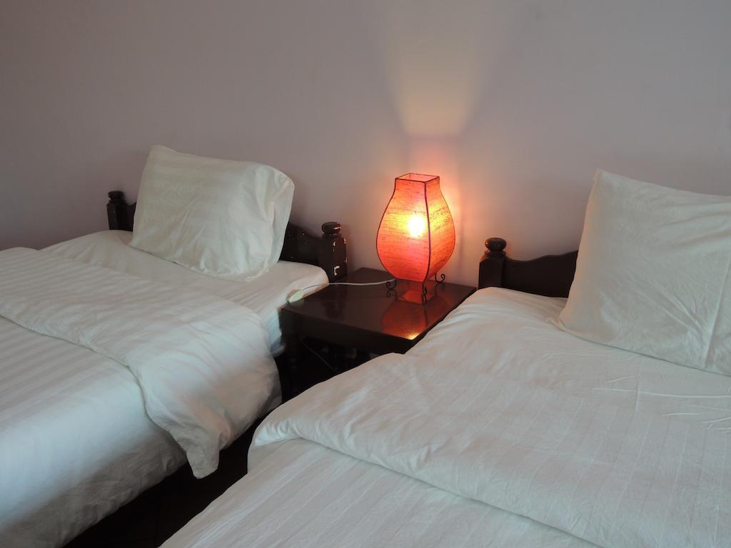Elephant Blanc Phnom Penh Ngoại thất bức ảnh